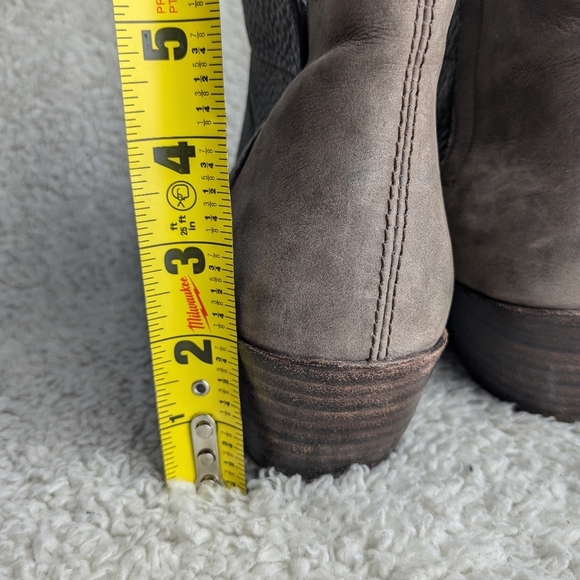 EMU Carlise Boot Women's Brown Color Leather Size 7 Wedge Heel - Picture 7 of 11